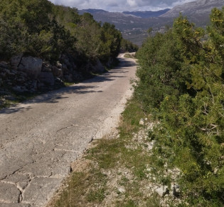 Миллион евро потратят на ремонт дорог в Тивате